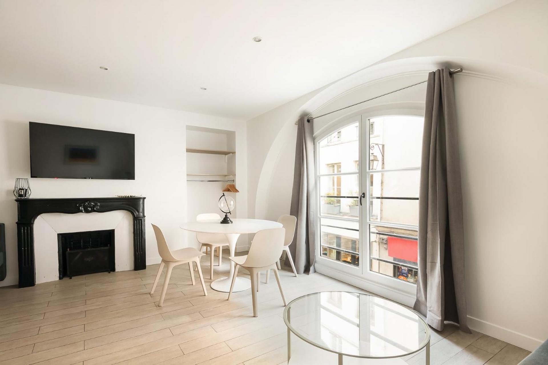Central Apartment In The Heart Of The Marais With Air Conditioning باريس المظهر الخارجي الصورة